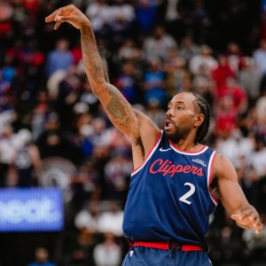 真战神！小卡31分钟爆砍45分，快船全场轰153分，25分大胜森林狼