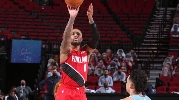 1619256121541071180.jpg dm_210423_Lillard_drains_the_tough_3_default.jpg